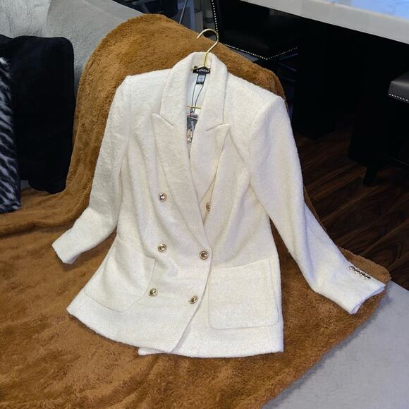 Express Wool-Blend Double Breasted Novelty Button Blazer in Ivory & Gold - Picture 7 of 17
